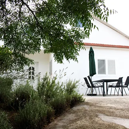 Matrix 22 - Vacation For Your Private Reset, Near Imotski And Makarska * Podbablje